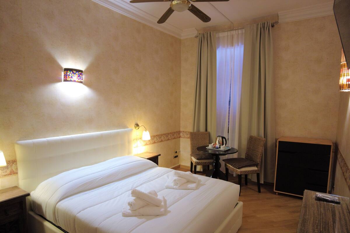 Superior Double Room | Minibar, desk, laptop workspace, WiFi (free)