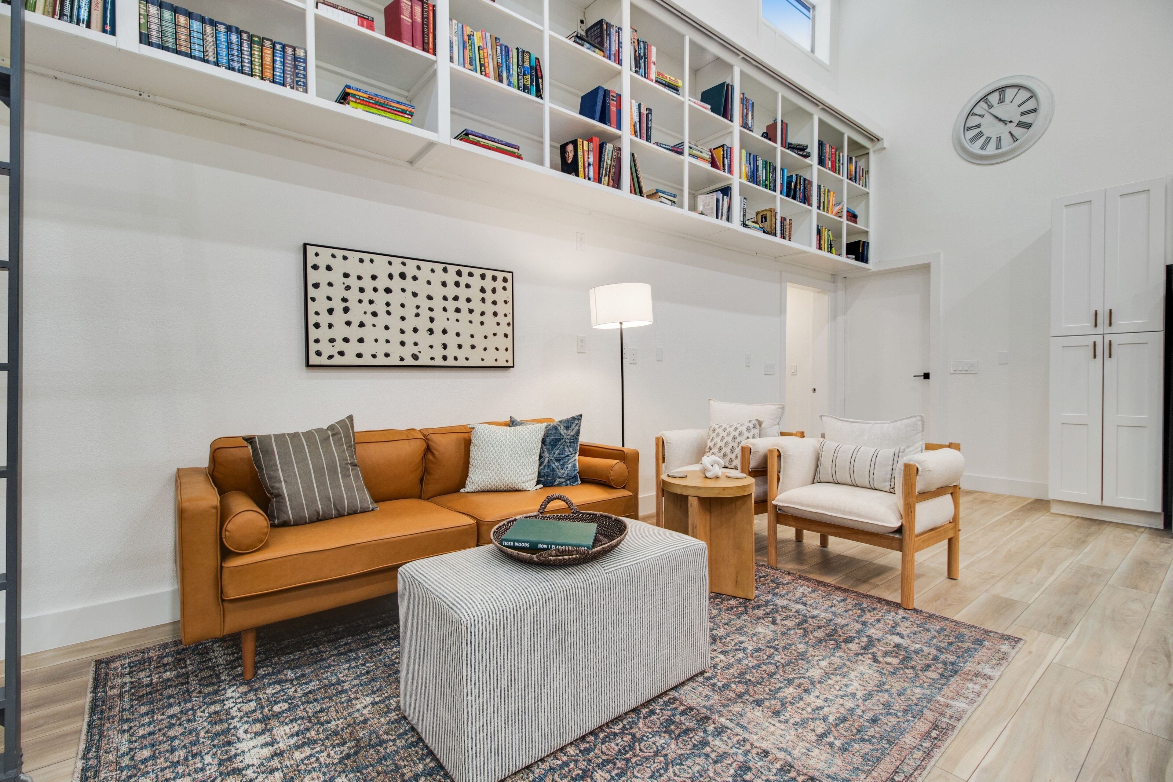 Incredibly spacious home dog-friendly with W/D, kitchen, grill, patio, & games