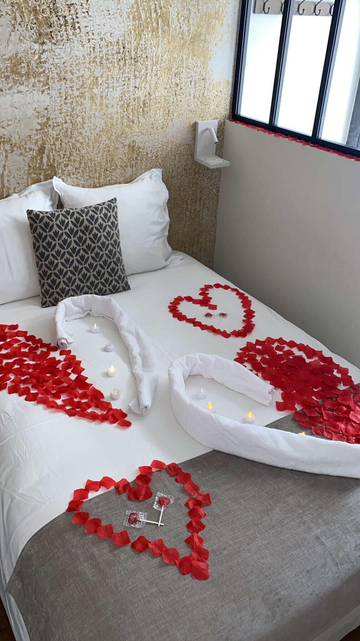 1 chambre, fer et planche à repasser, Wi-Fi gratuit, draps fournis