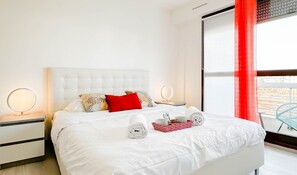 Iron/ironing board, free WiFi, bed sheets