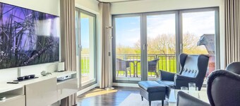 Deichgraf 12, direct fantastic sea view, beach chair, WLAN, TG, elevator, fireplace