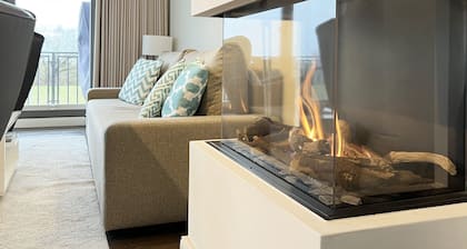 Deichgraf 12, direct fantastic sea view, beach chair, WLAN, TG, elevator, fireplace