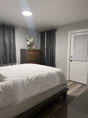 1 chambre, fer et planche Ă repasser, Wi-Fi, draps fournis