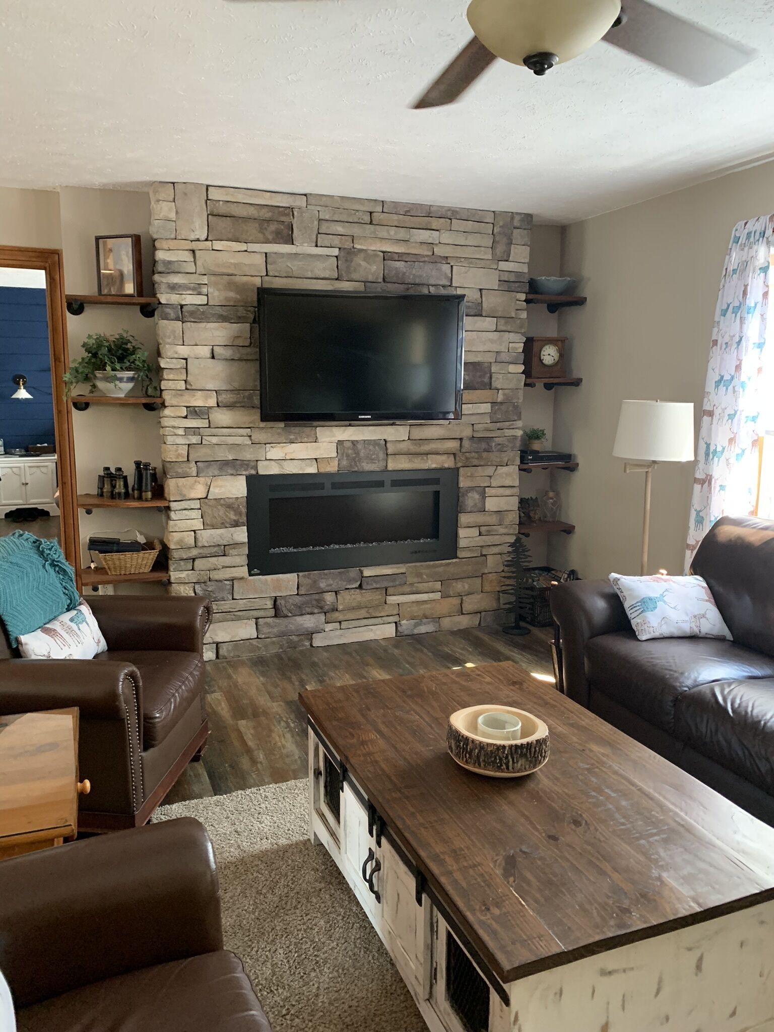 Large Elegant Year-Round Cottage Haliburton Lake