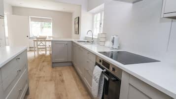 Fridge, dishwasher, electric kettle, toaster