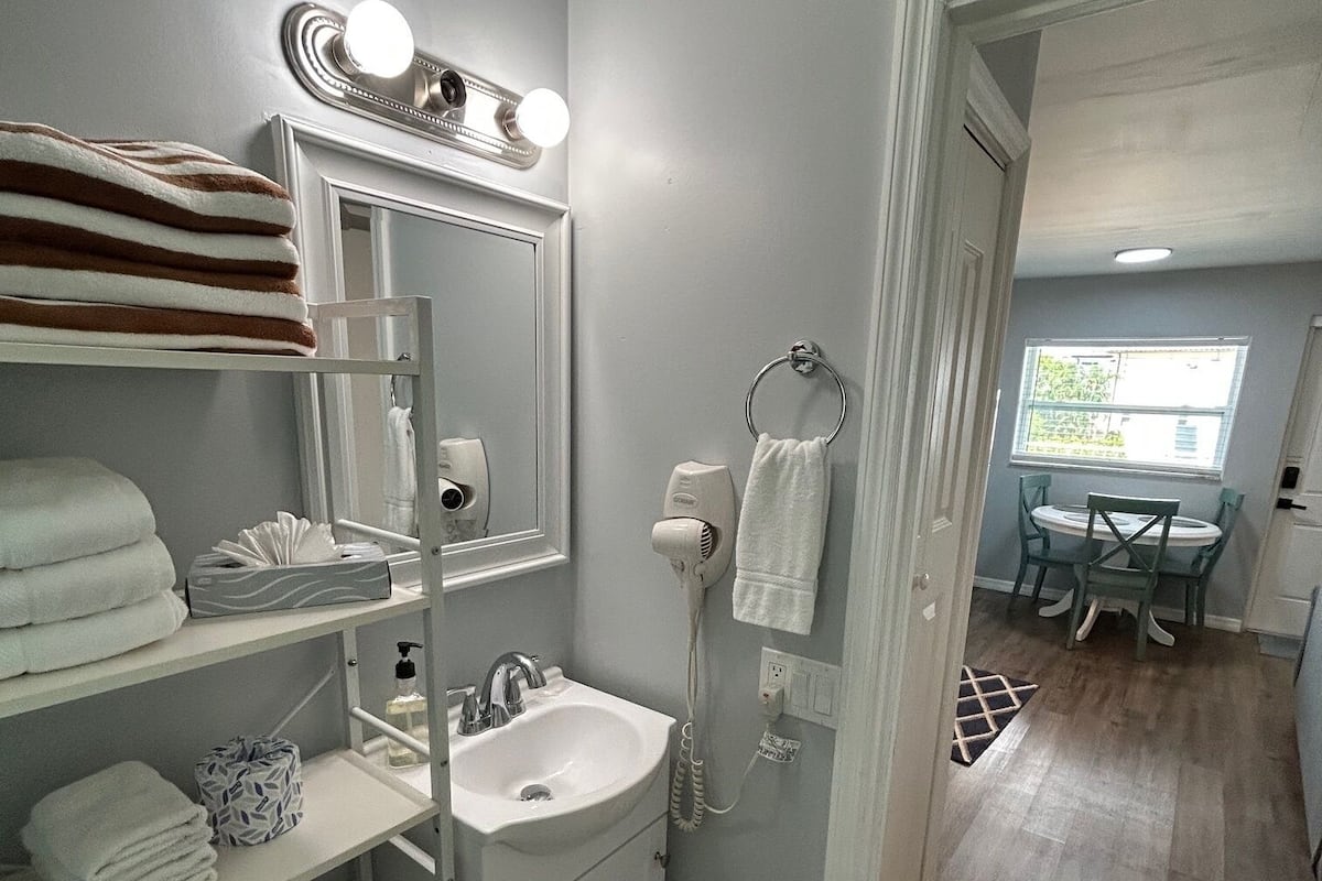 Condo, 1 Queen Bed with Sofa bed, Balcony, Bay View