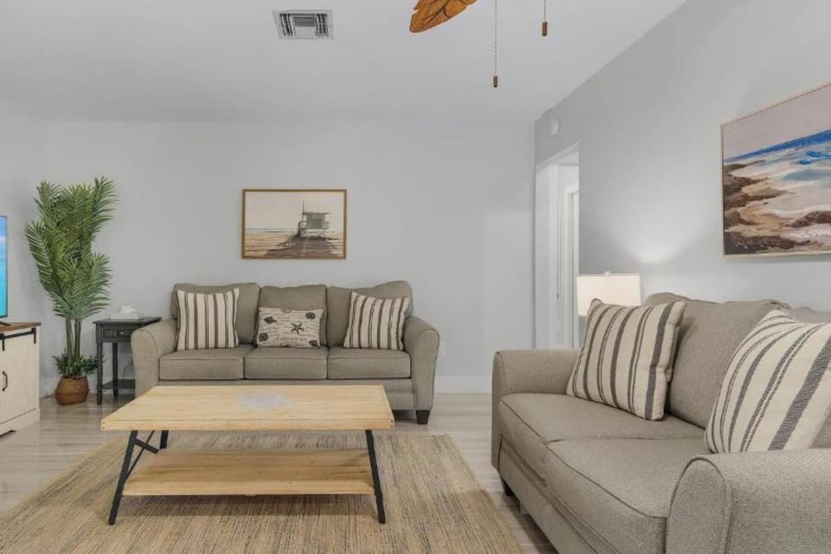 Condo, 2 Bedrooms, Patio | Living area | 65-inch Smart TV with digital channels, TV, streaming services
