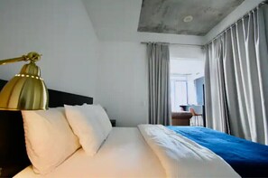 2 camere, una scrivania, Wi-Fi