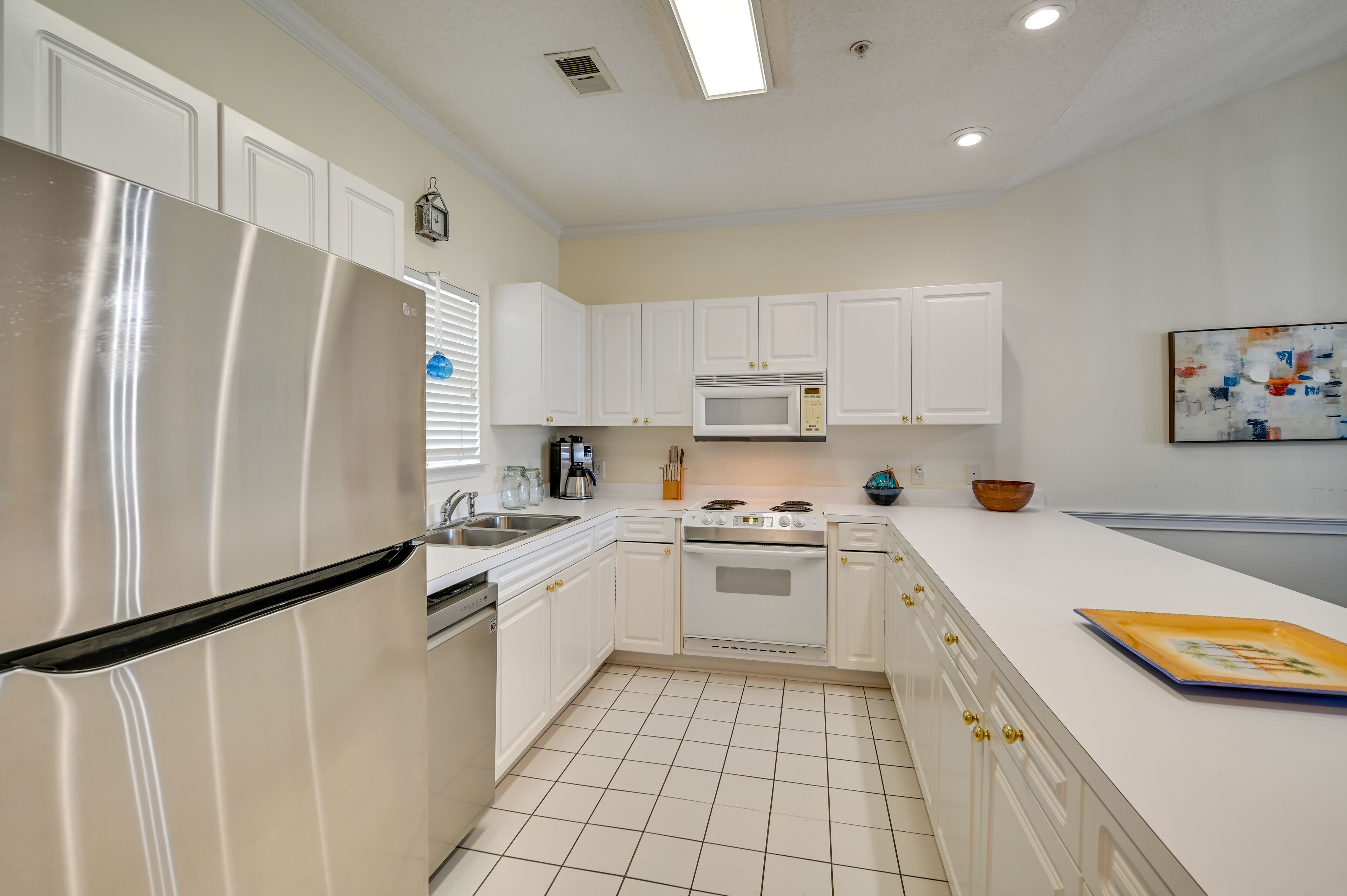 Myrtle Beach Getaway on Golf Resort w/ Balcony!