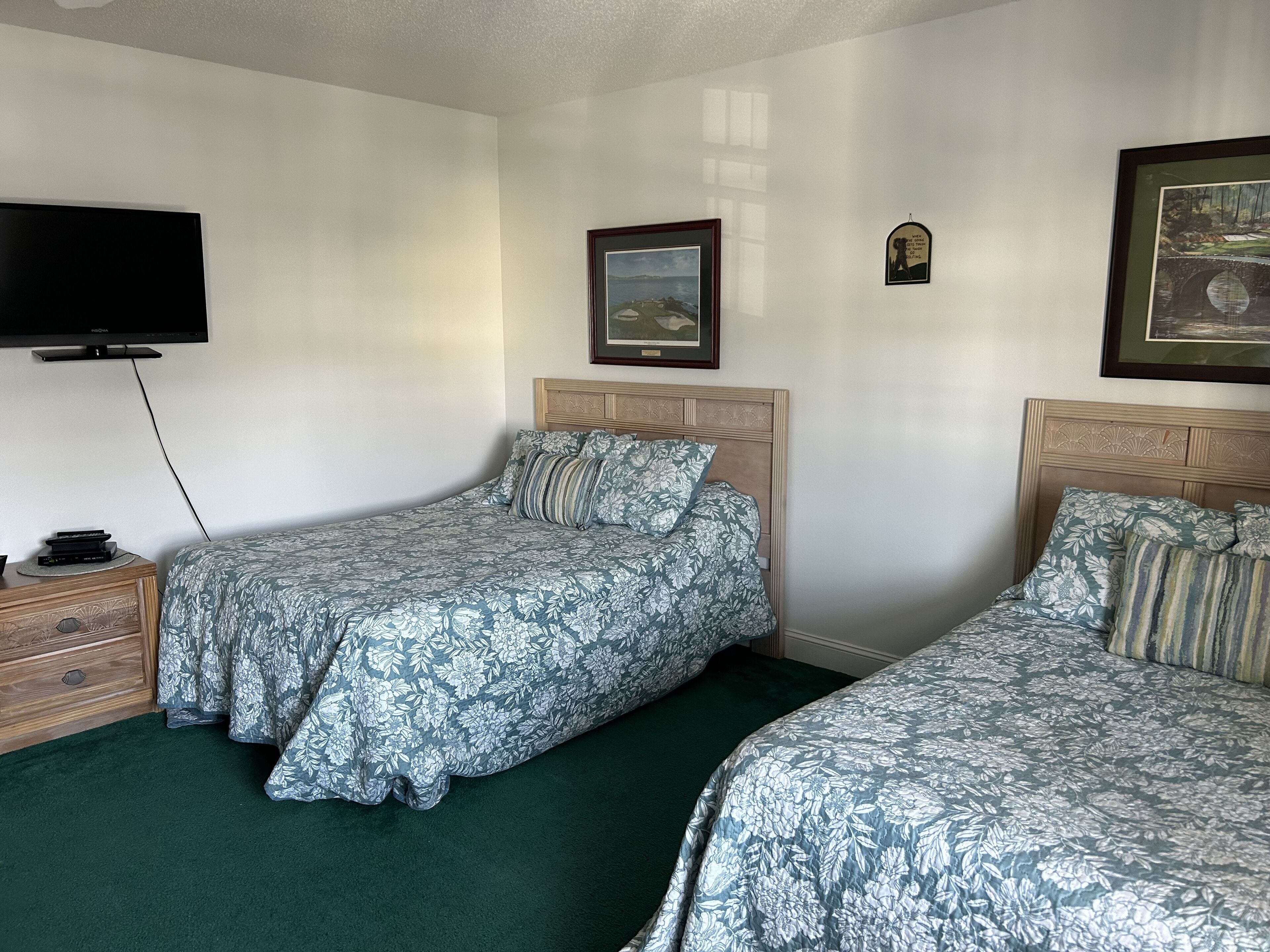 Cozy golf themed one bedroom Studio located on Brunswick Plantation Golf Resort
