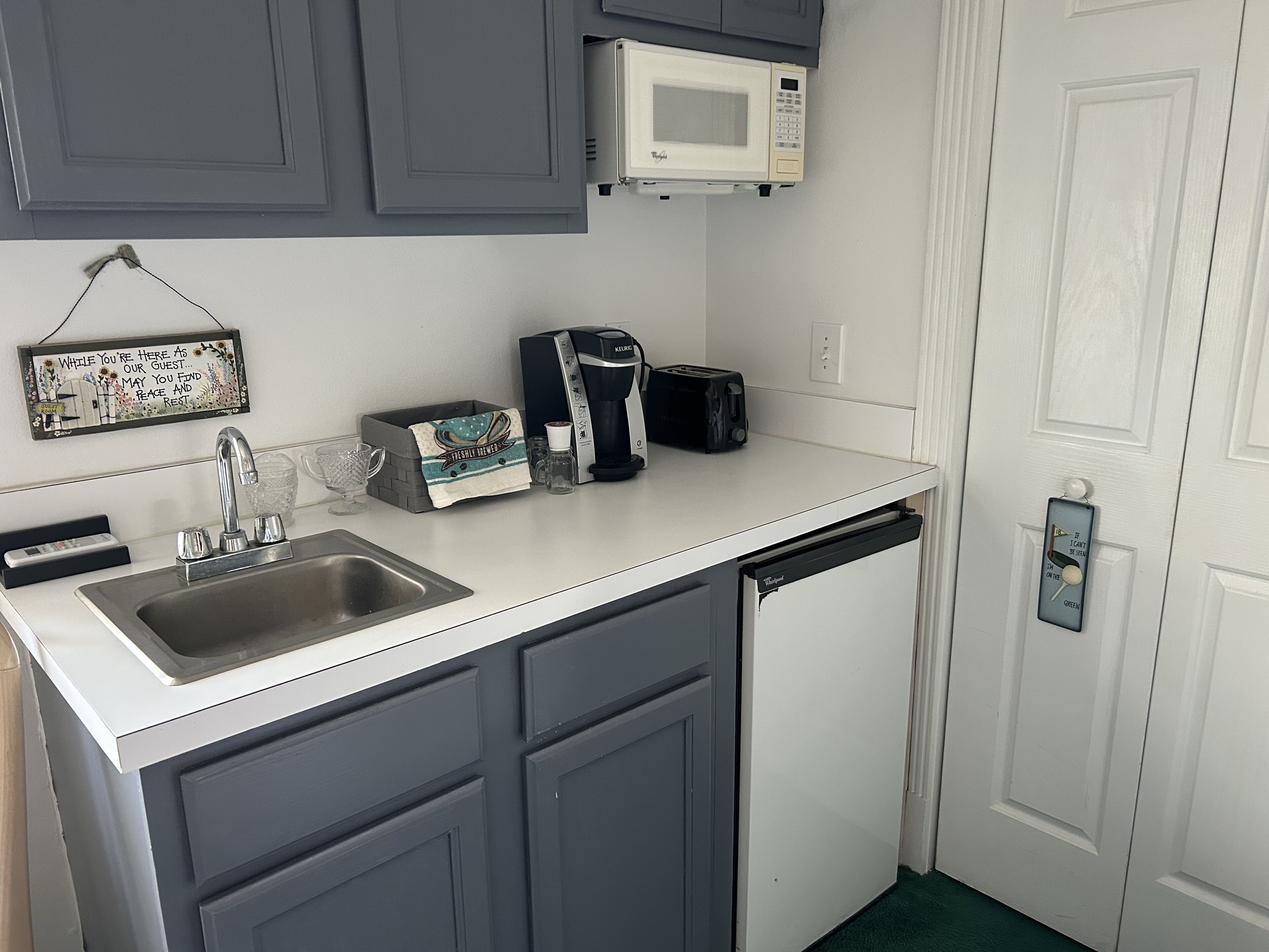 Cozy golf themed one bedroom Studio located on Brunswick Plantation Golf Resort