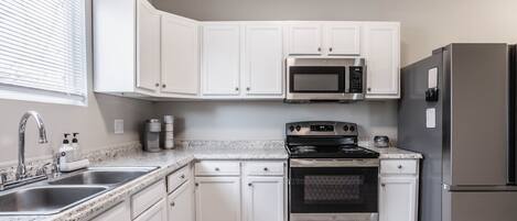 Refrigerador y comedor