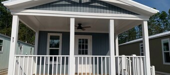 Short drive to the beautiful 30-A beaches!!
Cozy Riverwalk Landing Cottage 2-B