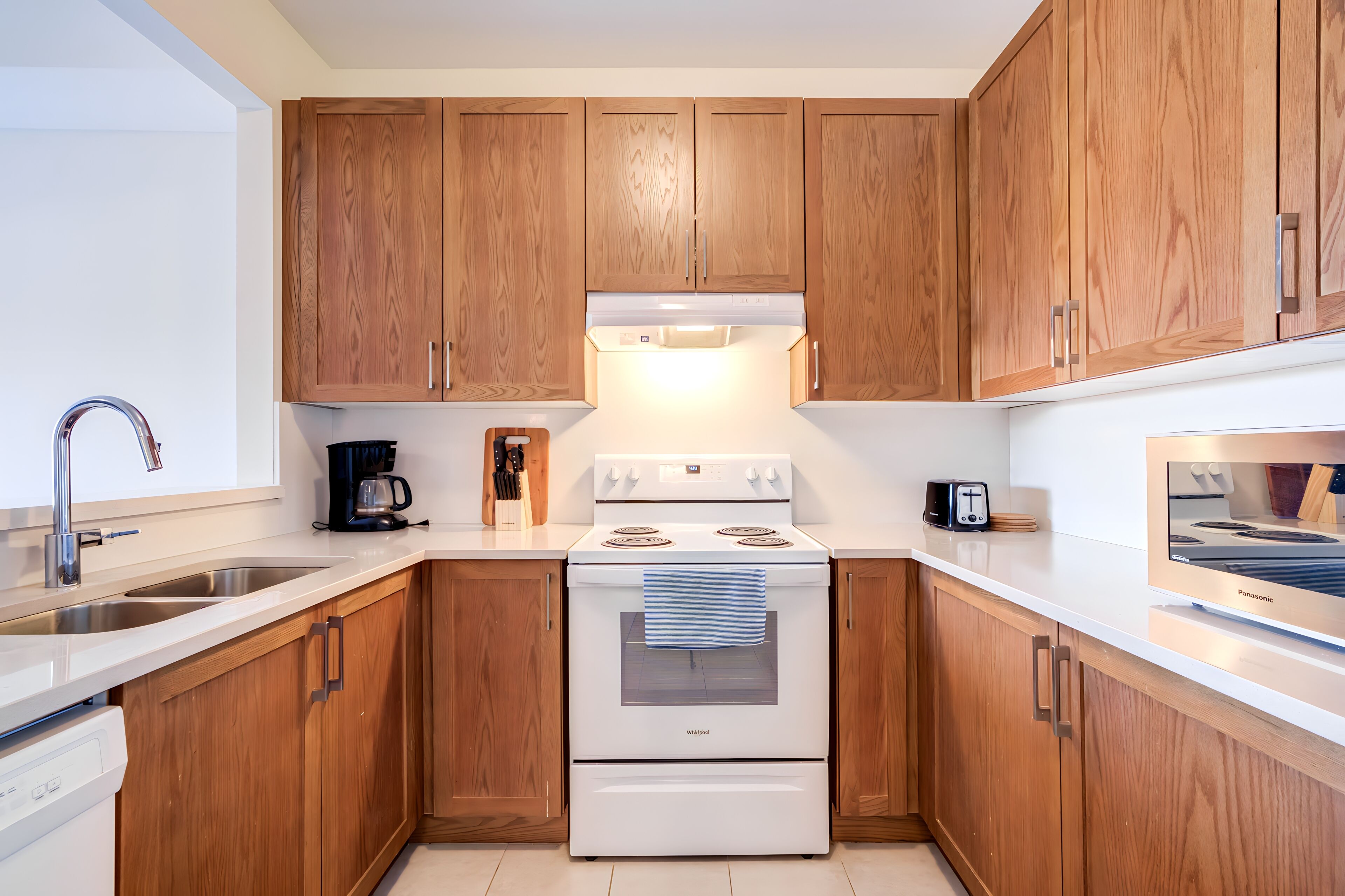 Modern 5BR Home Milton Toronto Lakeview, Pan Am Velodrome