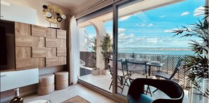 Dining - Lovely 4-star T2 apartment on the right bank between sea and pond. (Palavas-les-Flots)