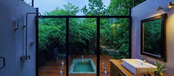 Makini Bush Camp