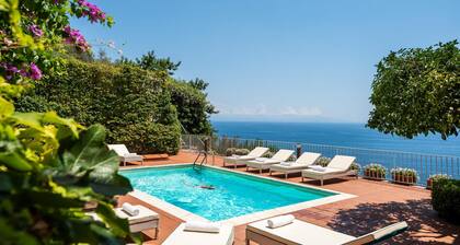 Villa Bijoux - Luxury Villa Sea View