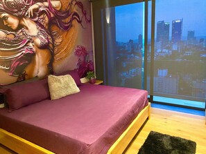 2 bedrooms, iron/ironing board, Internet, bed sheets