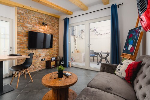 Apartment Urban Black with terrace in Poreč, Istria