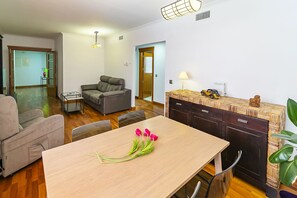 Living area - Apartamento Córdoba Center (Córdoba)