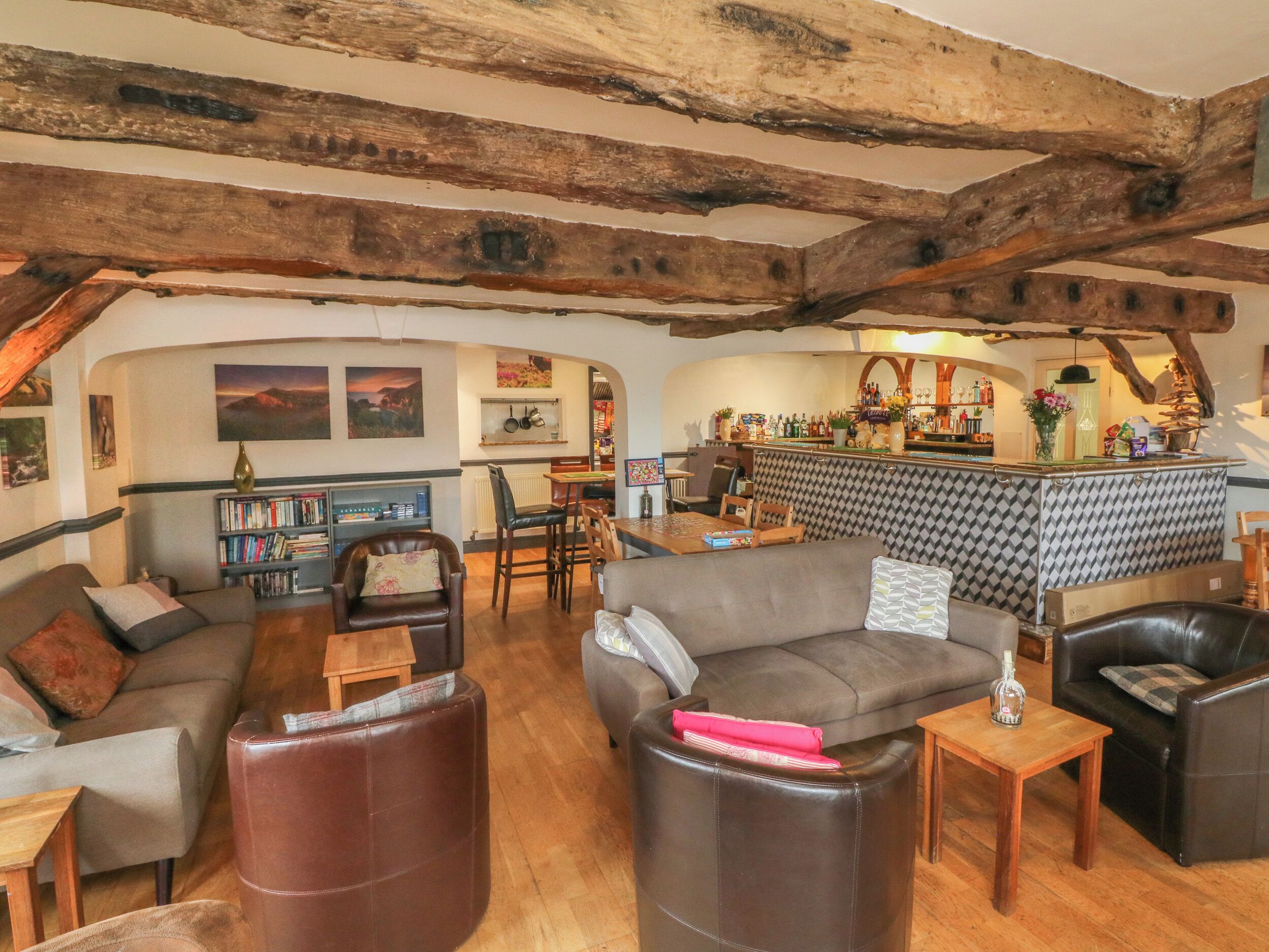 Bar (en la propiedad)