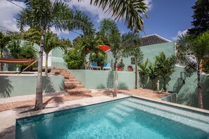 Outdoor pool - Historical city villa in Otrobanda with private pool (Willemstad)
