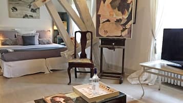 Superior Suite | 1 bedroom, individually decorated, individually furnished