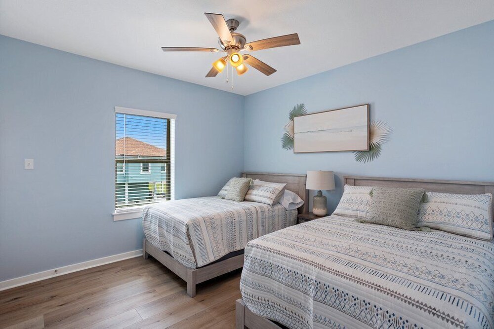 Blue Crab at the Water Hackberry Vrbo