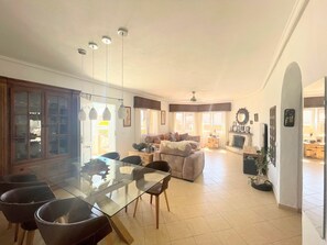 Interior - Villa Greco Ciudad Quesada by Villas&You (Ciudad Quesada)