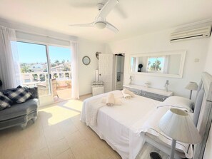3 chambres, fer et planche à repasser, Wi-Fi gratuit, draps fournis