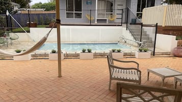 Piscine extérieure, piscine chauffée