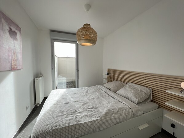 2 habitaciones, wifi gratis y ropa de cama