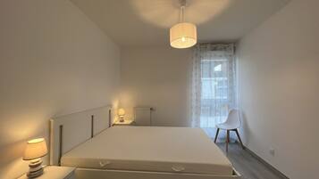 2 slaapkamers, gratis wifi, beddengoed, rolstoeltoegang