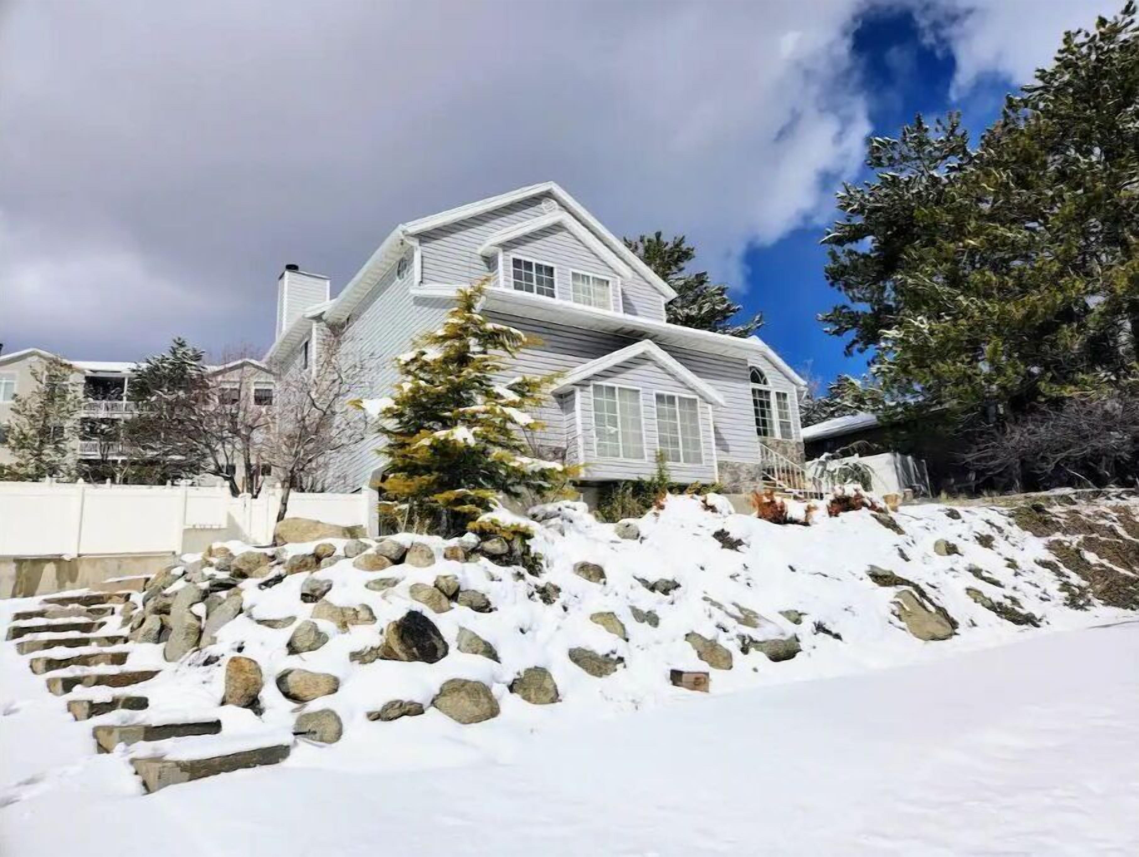 Dog Friendly SLC Home Close to the Mountains