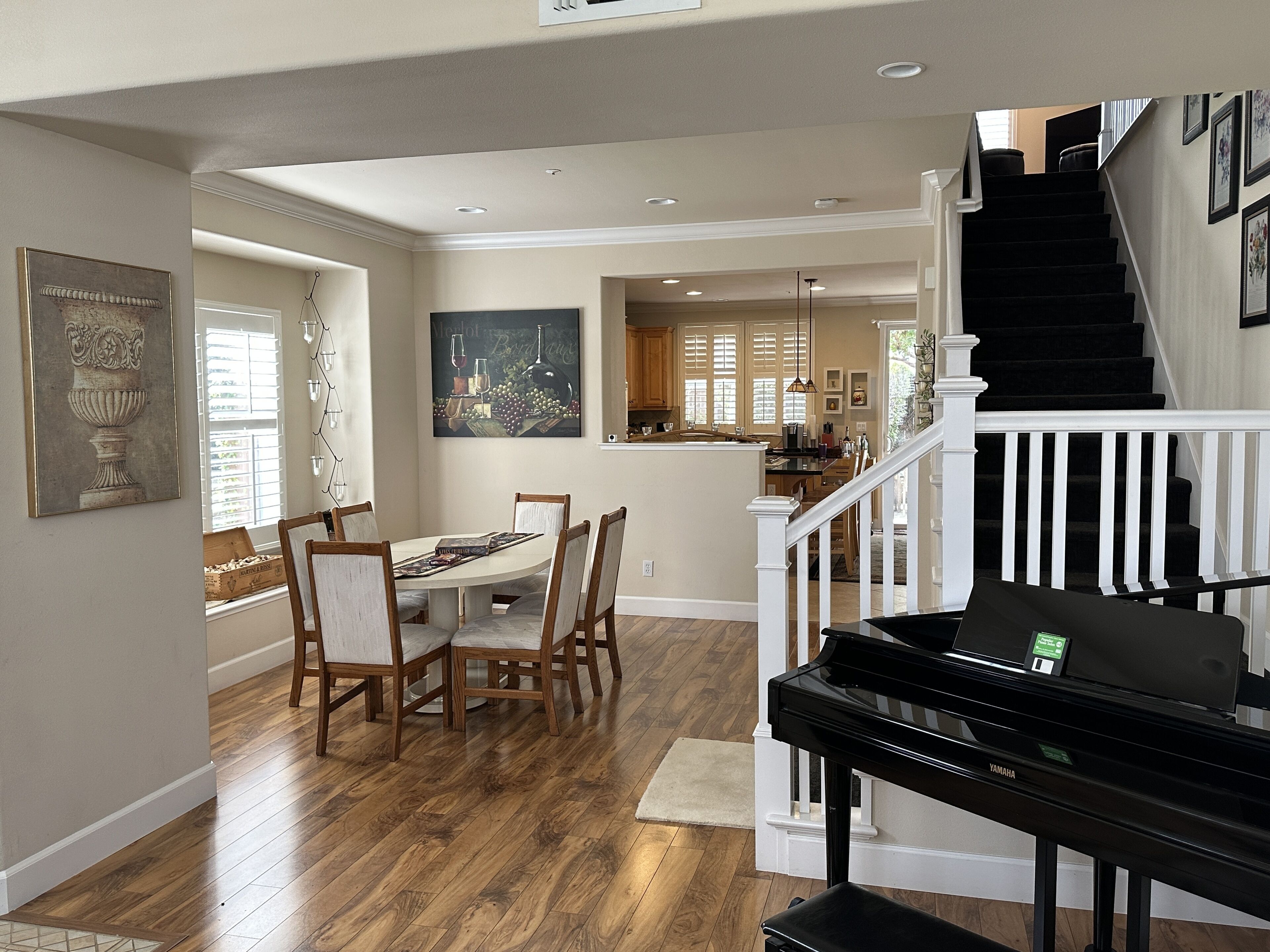  تناول الطعام