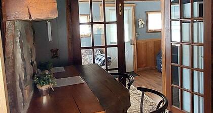 Tiny Cabin in Huron National Forest!