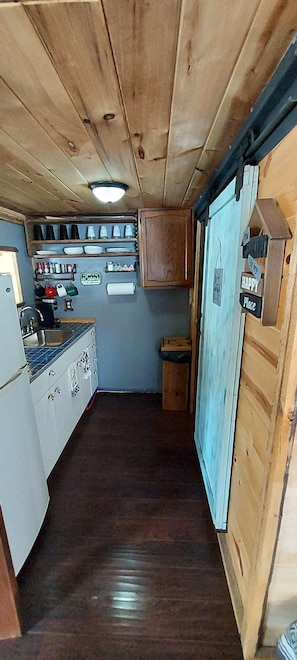 Fridge, microwave, coffee/tea maker, toaster