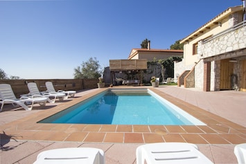 Image of Indoor AND outdoor pools, Sauna, Gym, Games Area