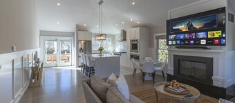 Chic Hamptons Home near beach!