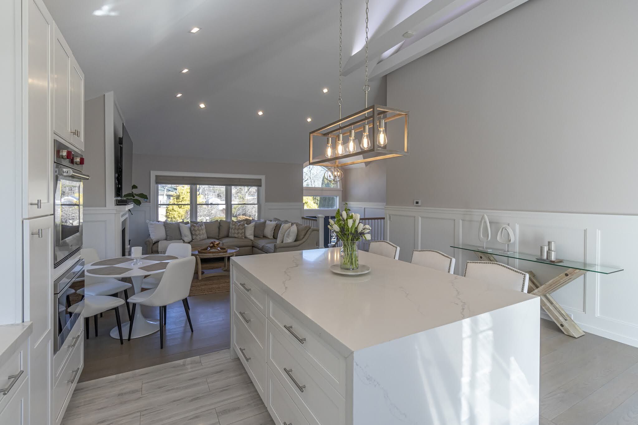 Chic Hamptons Home near beach!