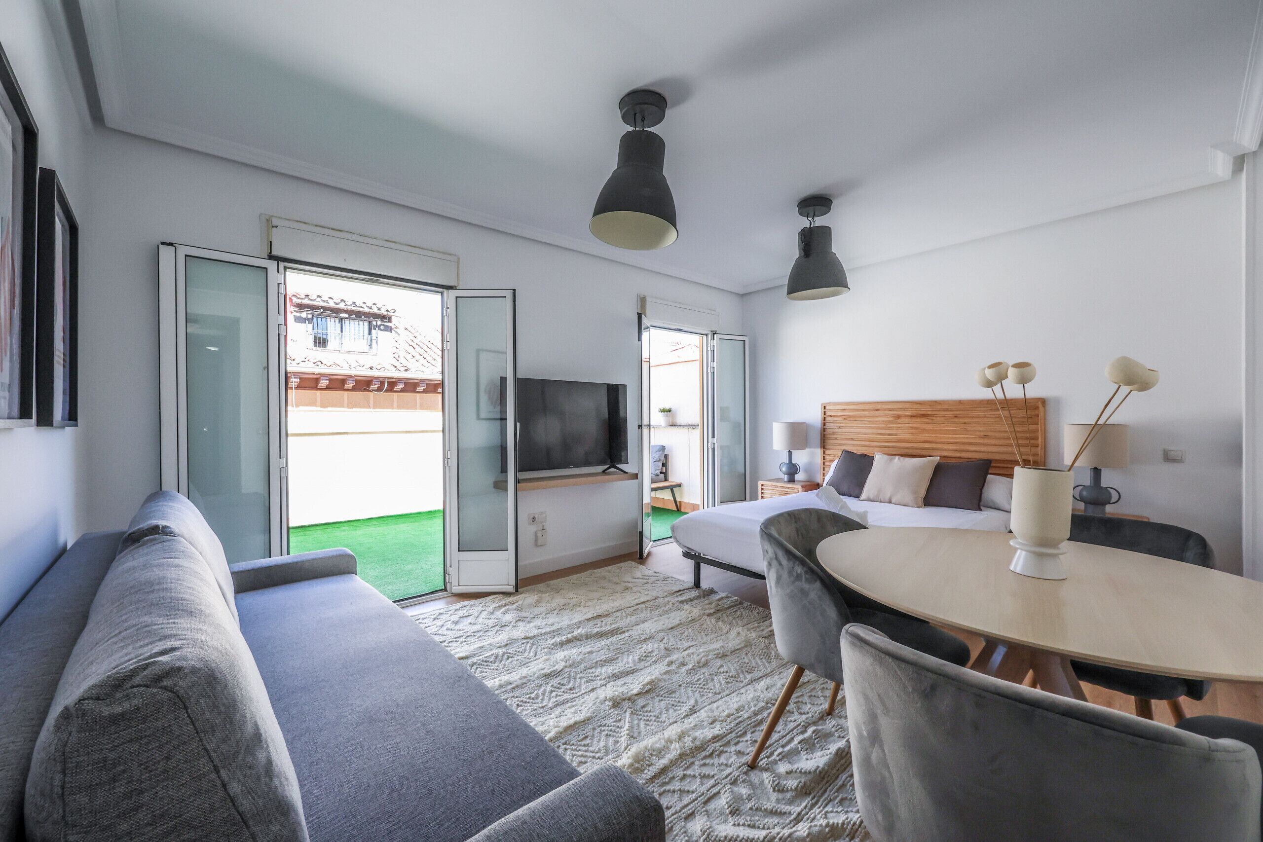 Accès au Wi-Fi (inclus), literie fournie