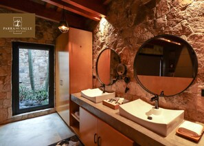Bathroom - Parra del Valle Hotel Boutique  (Valle de Guadalupe)