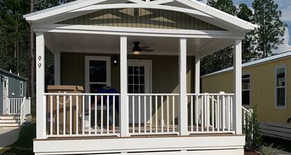 Short drive to the beautiful 30-A beaches!!
Cozy Riverwalk Landing Cottage 3-C