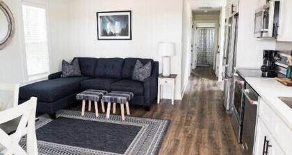Short drive to the beautiful 30-A beaches!!
Cozy Riverwalk Landing Cottage 6-F