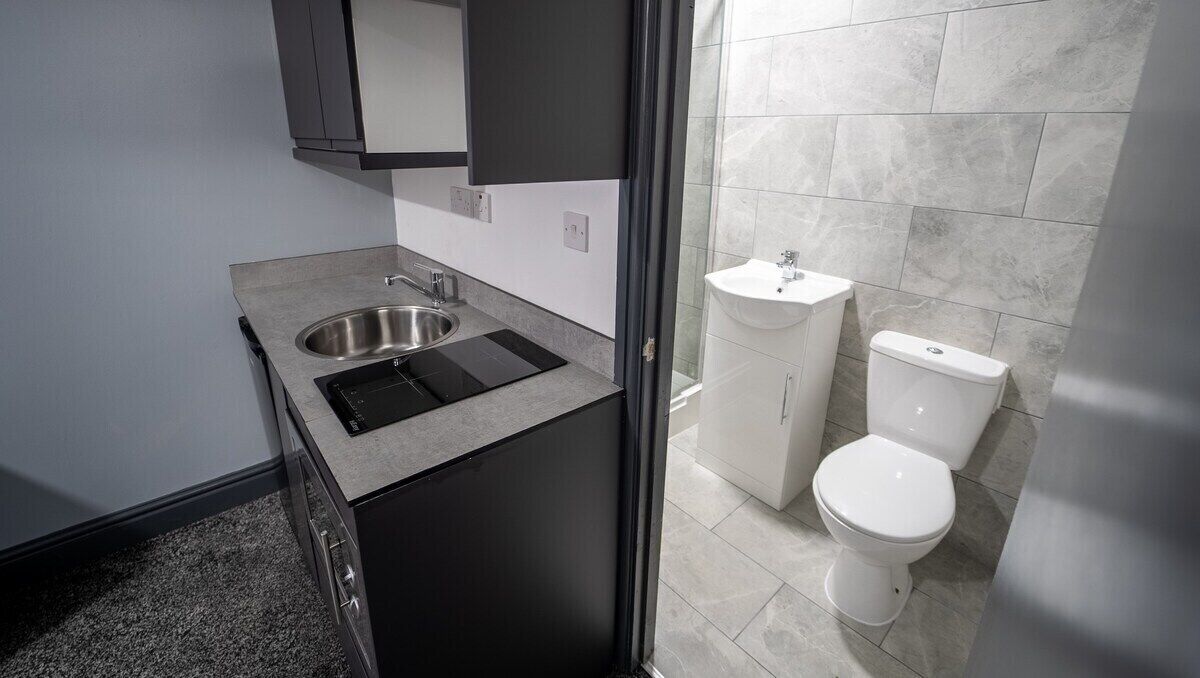 Foto - 76 Bournbrook Road Equipped Studios Near QE