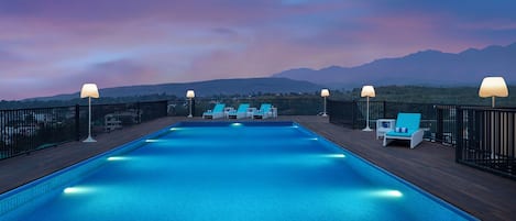 Udendørs pool