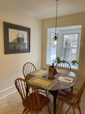 Dining - Laurel Lodge (Black Mountain)