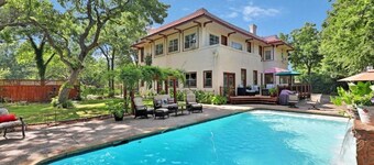 Huge King Suite with Fireplace, Private Bath, Hot Tub and Pool.