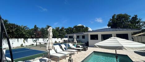 Outdoor pool, a heated pool