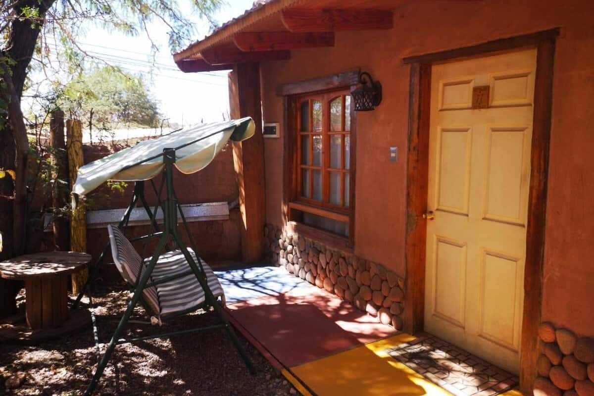 10 habitaciones, wifi gratis y ropa de cama 